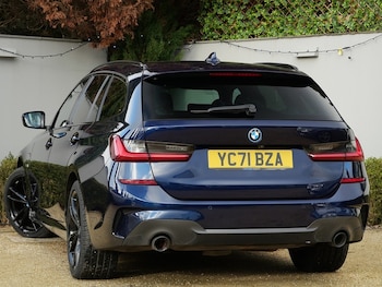 Used BMW 3 Series 2021 for sale - 76910736: Photo