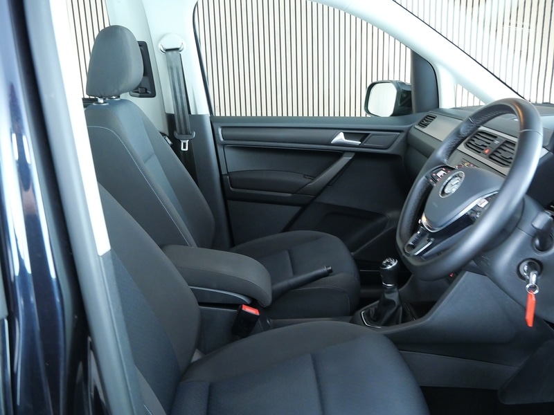 Used Volkswagen Caddy Maxi Life 2019 for sale - 77118211: Photo 18