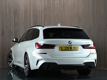 Used BMW 3 Series 2021 for sale - 77250894: Photo