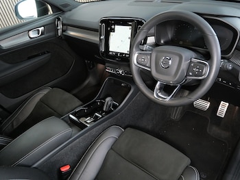 Used Volvo XC40 2022 for sale - 78257437: Photo