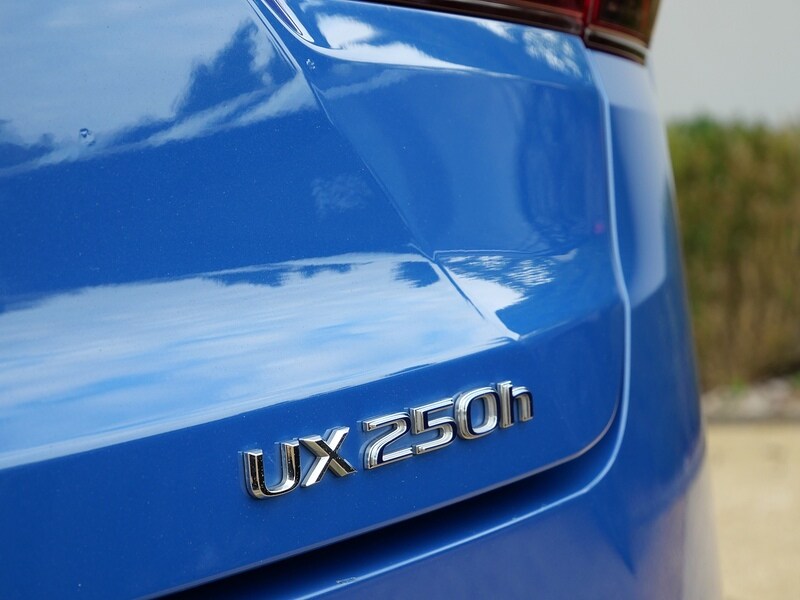 Used Lexus UX 2019 for sale - 76555145: Photo 31