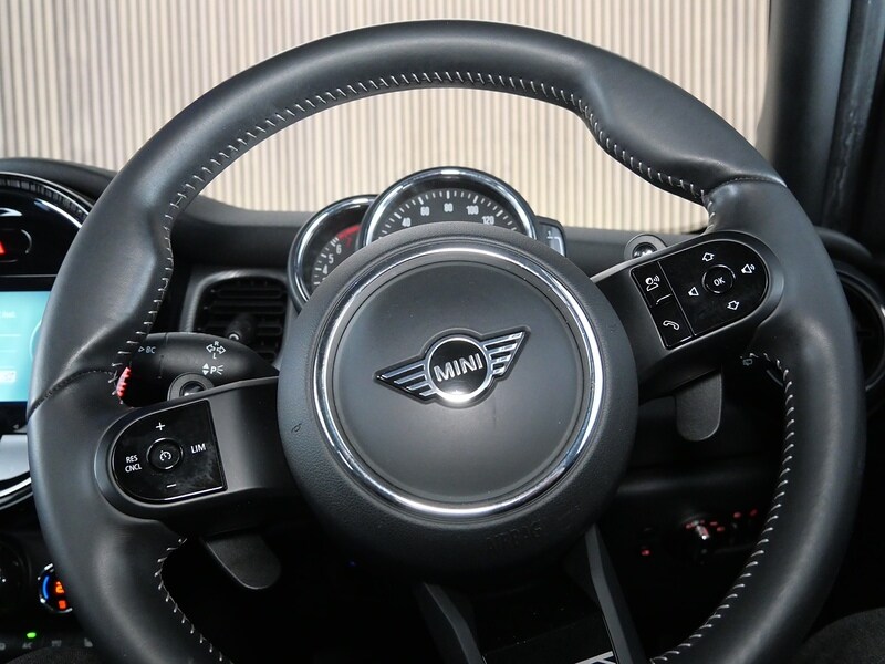 Used MINI Hatch 2022 for sale - 77840698: Photo 37