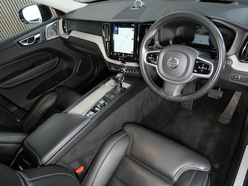 Used Volvo XC60 2019 for sale - 77494300: Photo