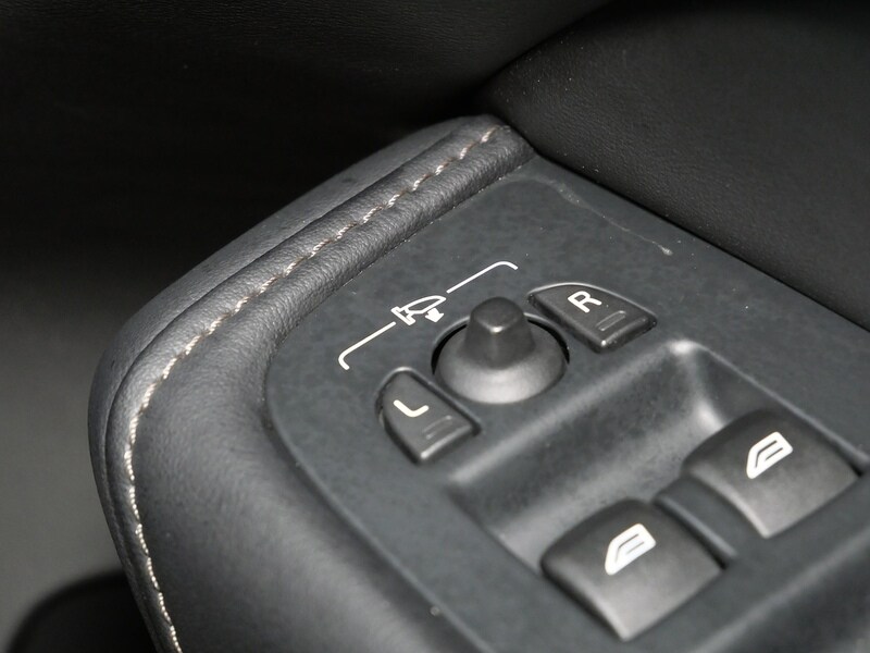 Used Volvo XC60 2019 for sale - 77494300: Photo 45