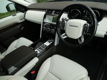 Used Land Rover Discovery 2017 for sale - 76430506: Photo