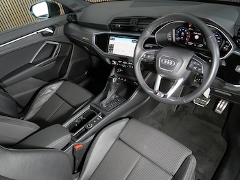 Used Audi Q3 2020 for sale - 79462704: Photo