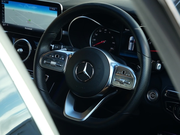 Used Mercedes-Benz C Class 2019 for sale - 76330448: Photo 12