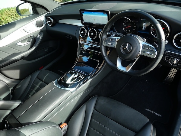 Used Mercedes-Benz C Class 2019 for sale - 76330448: Photo 3