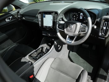 Used Volvo XC40 2022 for sale - 75924465: Photo