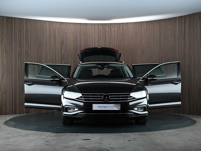 Used Volkswagen Passat 2023 for sale - 77840755: Photo 15