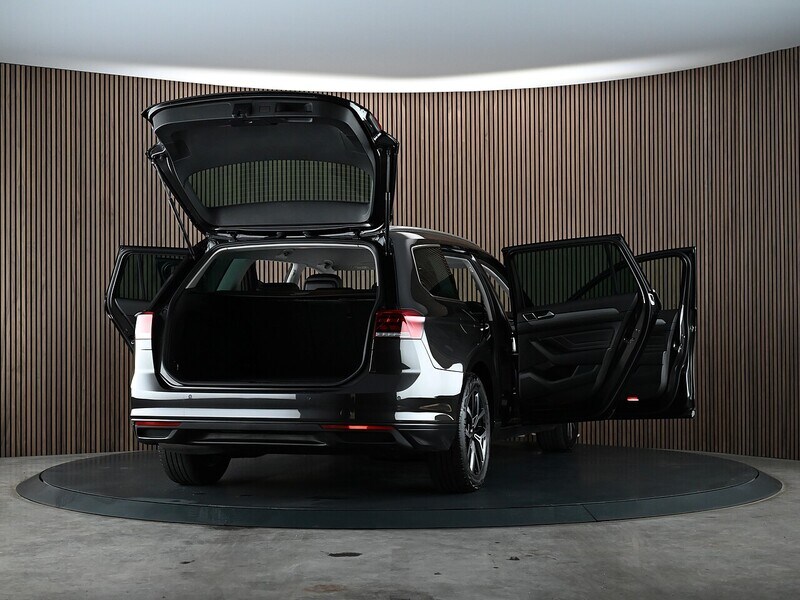 Used Volkswagen Passat 2023 for sale - 77840755: Photo 19