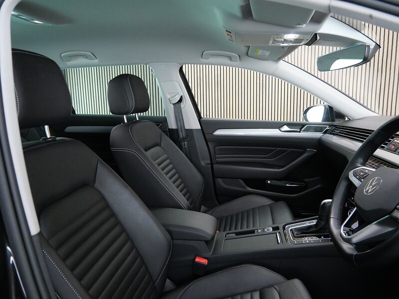 Used Volkswagen Passat 2023 for sale - 77840755: Photo 32