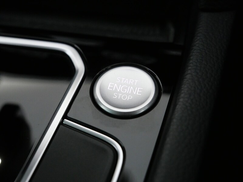 Used Volkswagen Passat 2023 for sale - 77840755: Photo 41