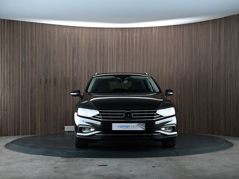 Used Volkswagen Passat 2023 for sale - 77840755: Photo 6