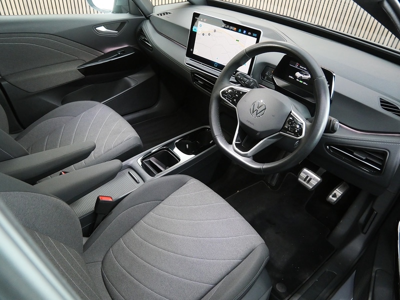 Used Volkswagen ID.3 2025 for sale - 77840656: Photo 3