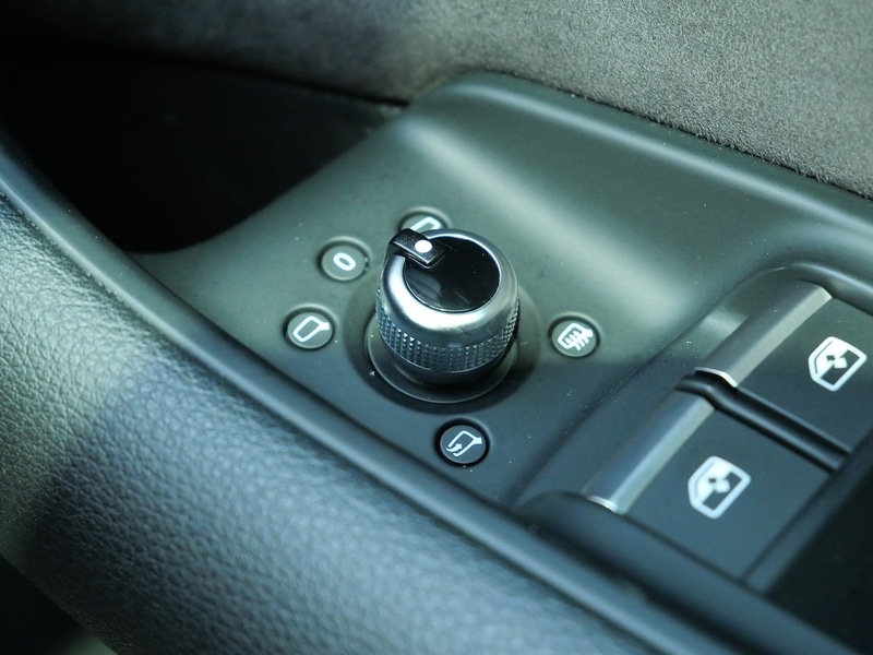 Used Audi Q7 2018 for sale - 76712130: Photo 32