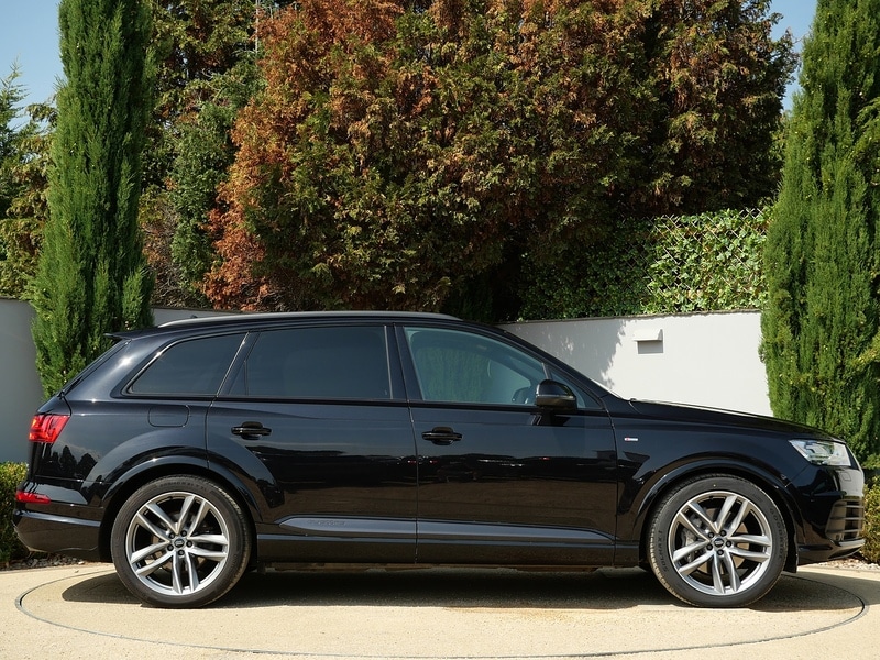 Used Audi Q7 2018 for sale - 76712130: Photo 7