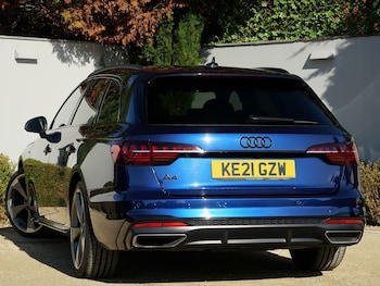 Used Audi A4 2021 for sale - 76057156: Photo 2