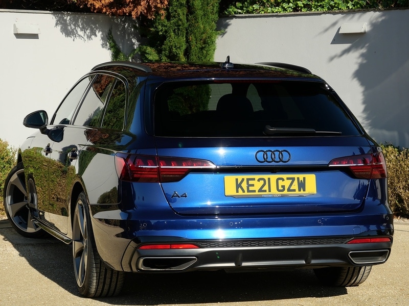 Used Audi A4 Avant 2021 for sale - 76057156: Photo 9