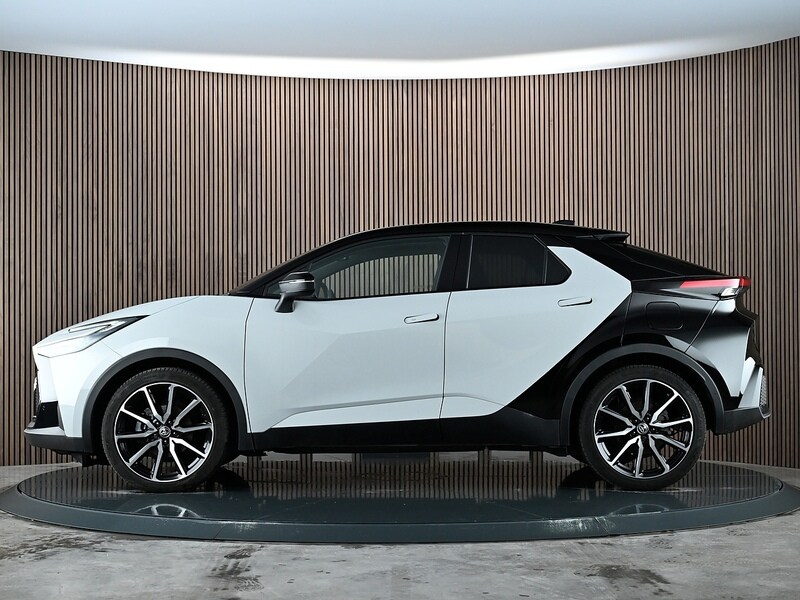 Used Toyota C-HR 2024 for sale - 77840648: Photo 12