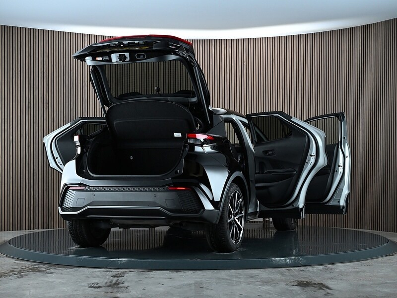 Used Toyota C-HR 2024 for sale - 77840648: Photo 19