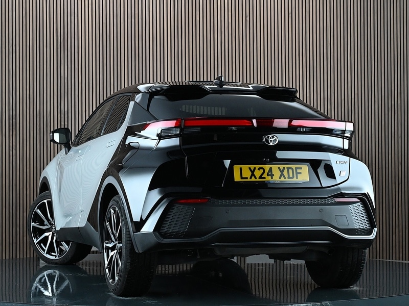 Used Toyota C-HR 2024 for sale - 77840648: Photo 2