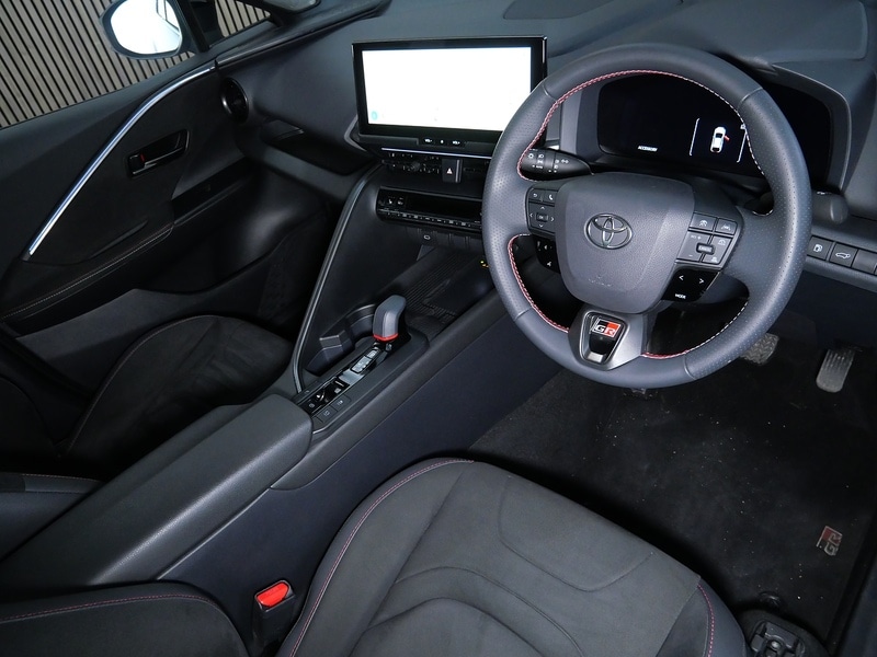 Used Toyota C-HR 2024 for sale - 77840648: Photo 3