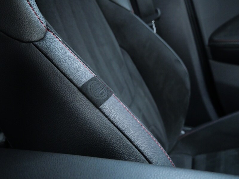 Used Toyota C-HR 2024 for sale - 77840648: Photo 30