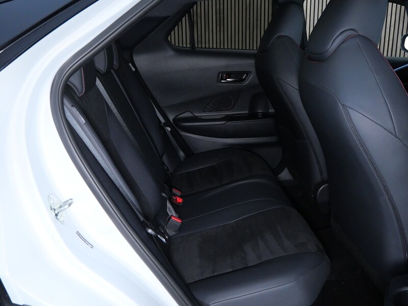 Used Toyota C-HR 2024 for sale - 77840648: Photo 35