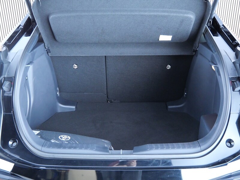 Used Toyota C-HR 2024 for sale - 77840648: Photo 50