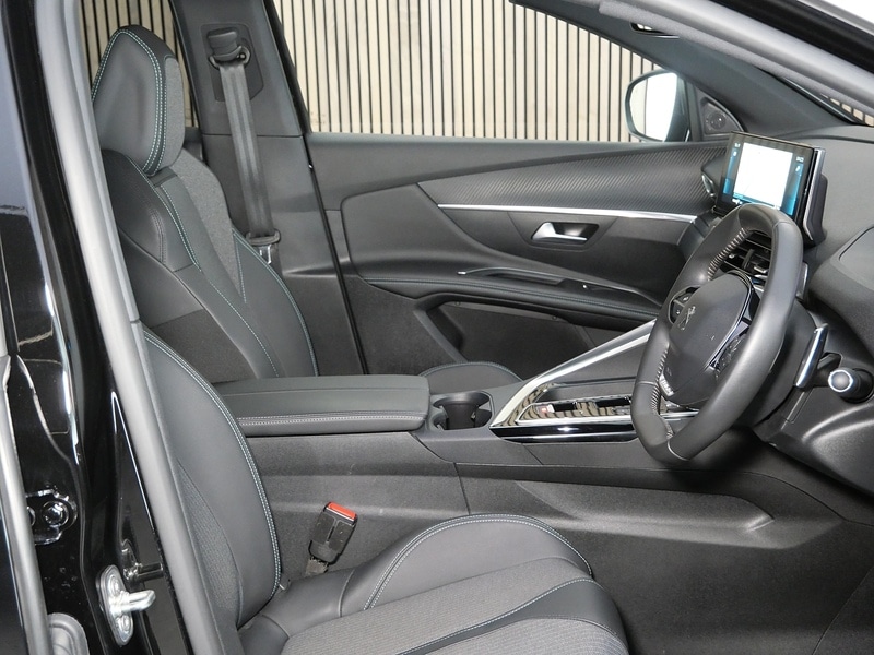 Used Peugeot 3008 2024 for sale - 77937375: Photo 32