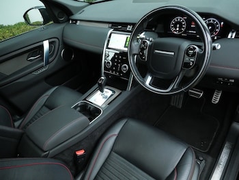 Used Land Rover Discovery Sport 2020 for sale - 76836652: Photo