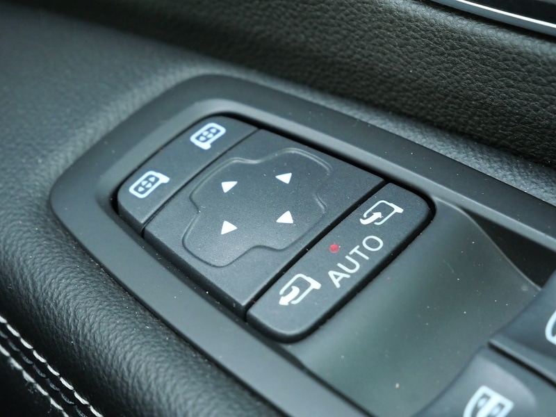 Used Renault Scenic 2017 for sale - 76740840: Photo 27