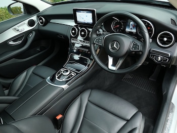 Used Mercedes-Benz C Class 2018 for sale - 76304484: Photo 3