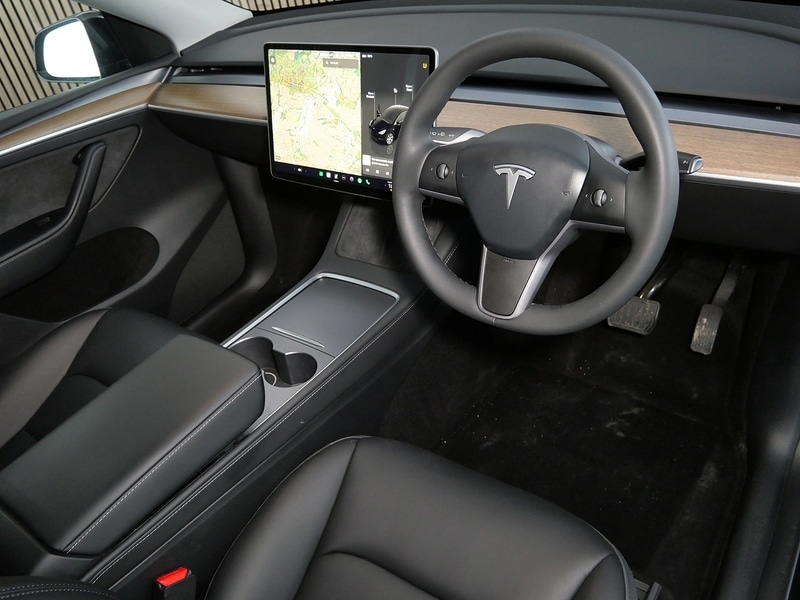 Used Tesla Model Y 2024 for sale - 77437823: Photo 3