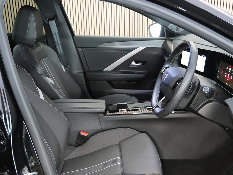 Used Vauxhall Astra 2024 for sale - 77840750: Photo 32