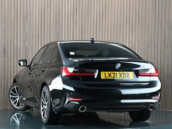 Used BMW 3 Series 2021 for sale - 77423045: Photo