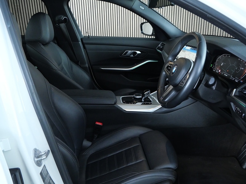 Used BMW 3 Series 2021 for sale - 77118199: Photo 32