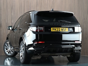 Used Land Rover Discovery Sport 2022 for sale - 77342305: Photo