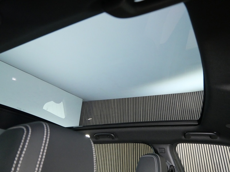 Used Land Rover Discovery Sport 2022 for sale - 77342305: Photo 35