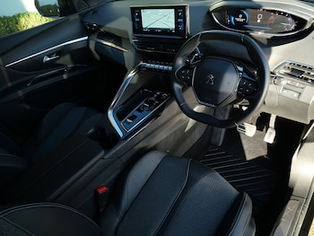 Used Peugeot 3008 2024 for sale - 76698964: Photo