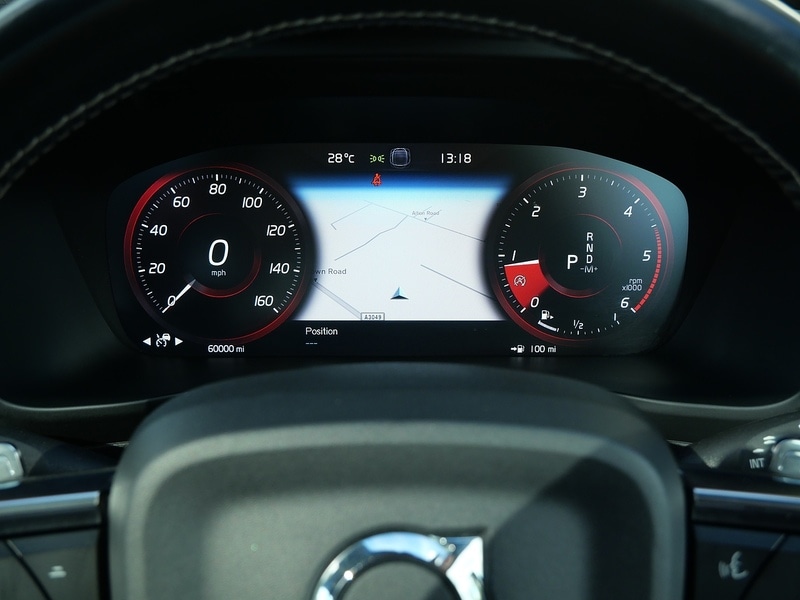 Used Volvo XC40 2018 for sale - 76106347: Photo 13