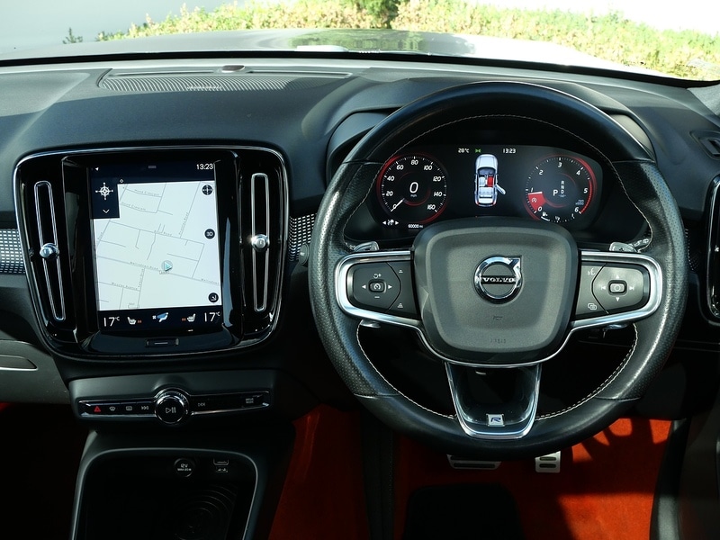 Used Volvo XC40 2018 for sale - 76106347: Photo 16