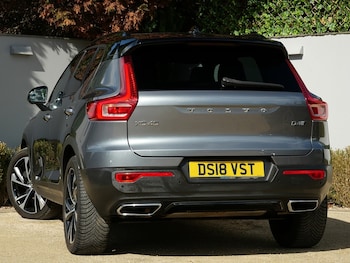 Used Volvo XC40 2018 for sale - 76106347: Photo