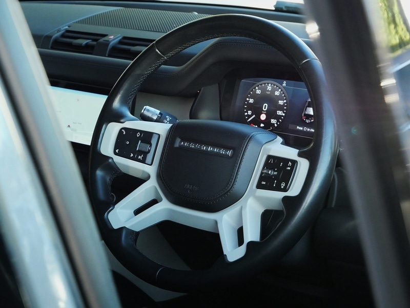 Used Land Rover Defender 2020 for sale - 76821259: Photo 12