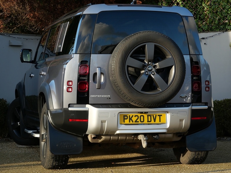 Used Land Rover Defender 2020 for sale - 76821259: Photo 2