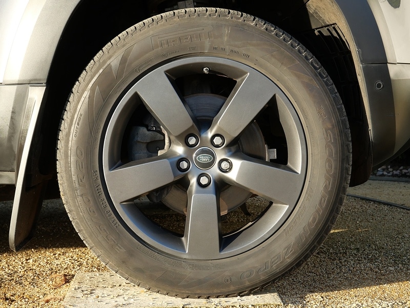 Used Land Rover Defender 2020 for sale - 76821259: Photo 33