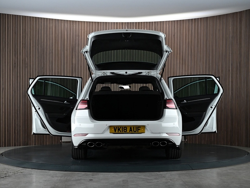 Used Volkswagen Golf 2018 for sale - 77840687: Photo 18