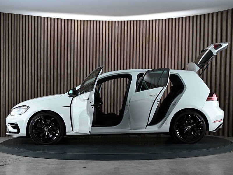 Used Volkswagen Golf 2018 for sale - 77840687: Photo 21