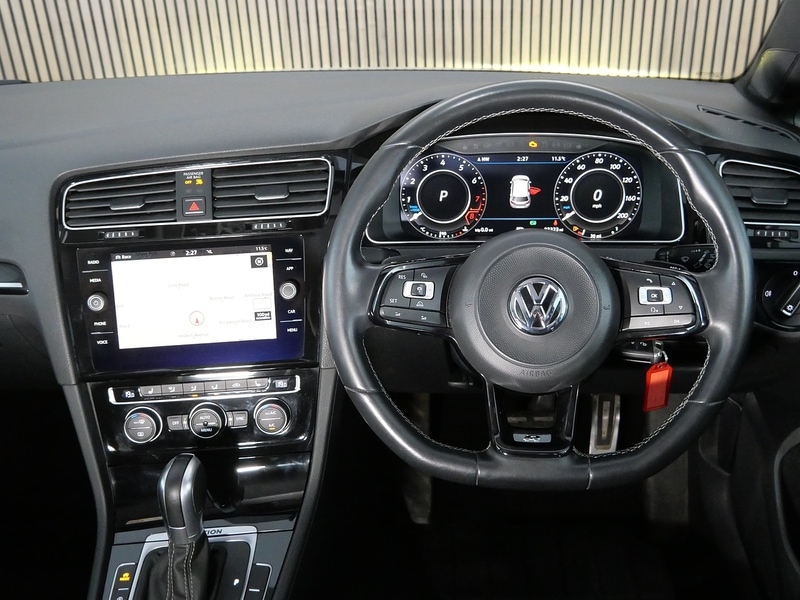 Used Volkswagen Golf 2018 for sale - 77840687: Photo 28